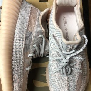 Yeezy 350 Boost brand new sneakers in box